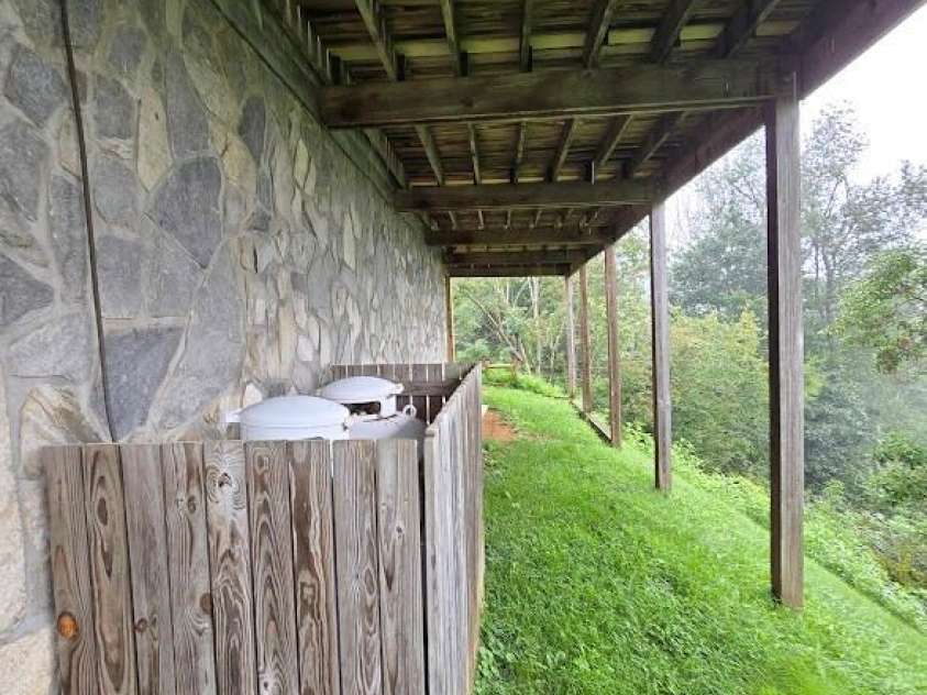 979 Wagon Road, Warrensville, NC 28693.  MLS# CAR4292311, YatesRealty ID 225. 