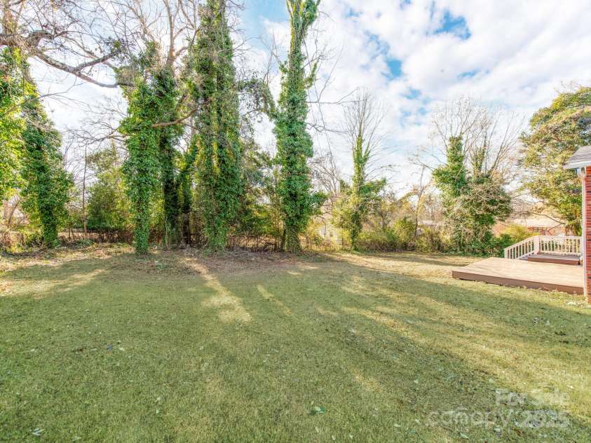 502 Mcconnell Street, Clover, SC 29710.  MLS# CAR4330324, YatesRealty ID 2250. 