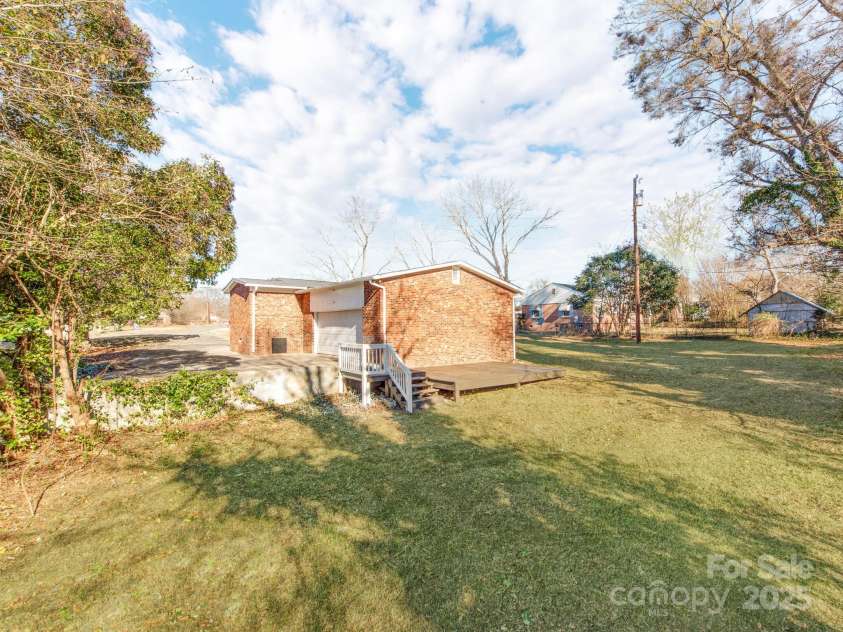 502 Mcconnell Street, Clover, SC 29710.  MLS# CAR4330324, YatesRealty ID 2250. 