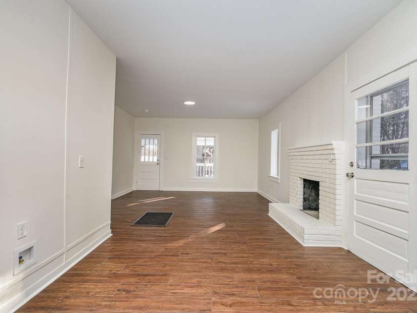 520 Waddell Drive, Albemarle, NC 28001.  MLS# CAR4216319, YatesRealty ID 2250. 