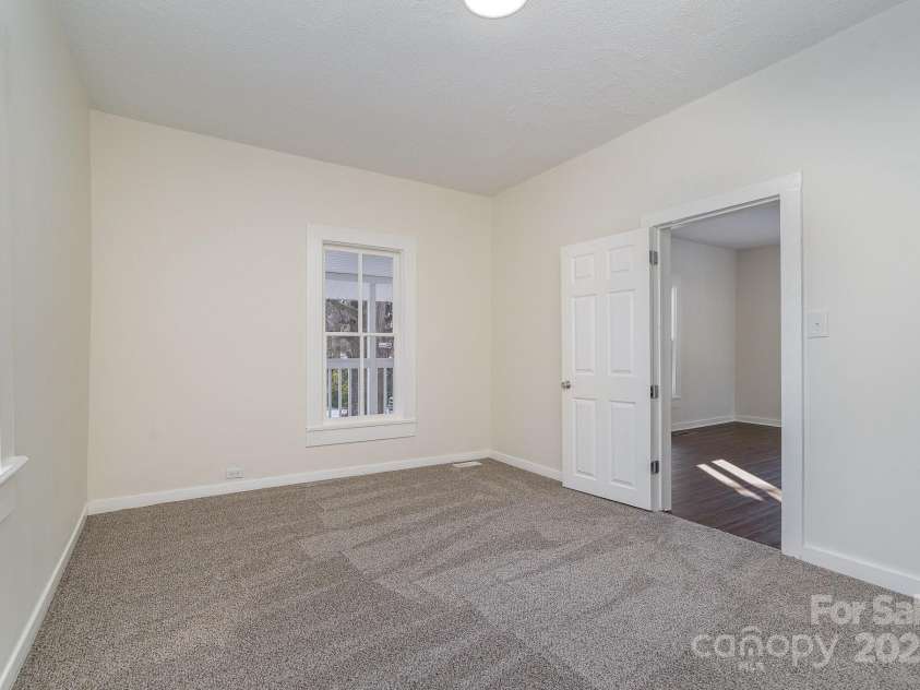 520 Waddell Drive, Albemarle, NC 28001.  MLS# CAR4216319, YatesRealty ID 2250. 