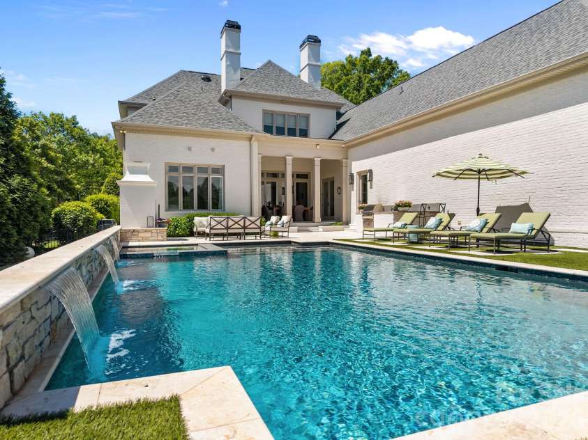 18710 Peninsula Cove Lane, Cornelius, NC 28031.  MLS# CAR4369862, YatesRealty ID 22501. 