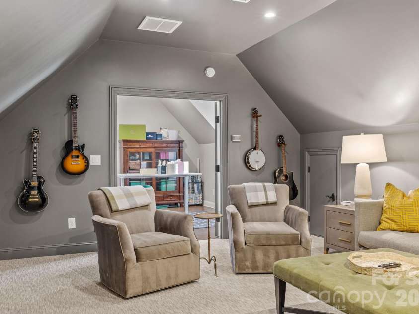 18710 Peninsula Cove Lane, Cornelius, NC 28031.  MLS# CAR4369862, YatesRealty ID 22501. 