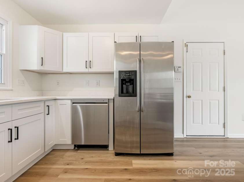 7006 Lone Eagle Drive, Monroe, NC 28110.  MLS# CAR4268647, YatesRealty ID 22501. 