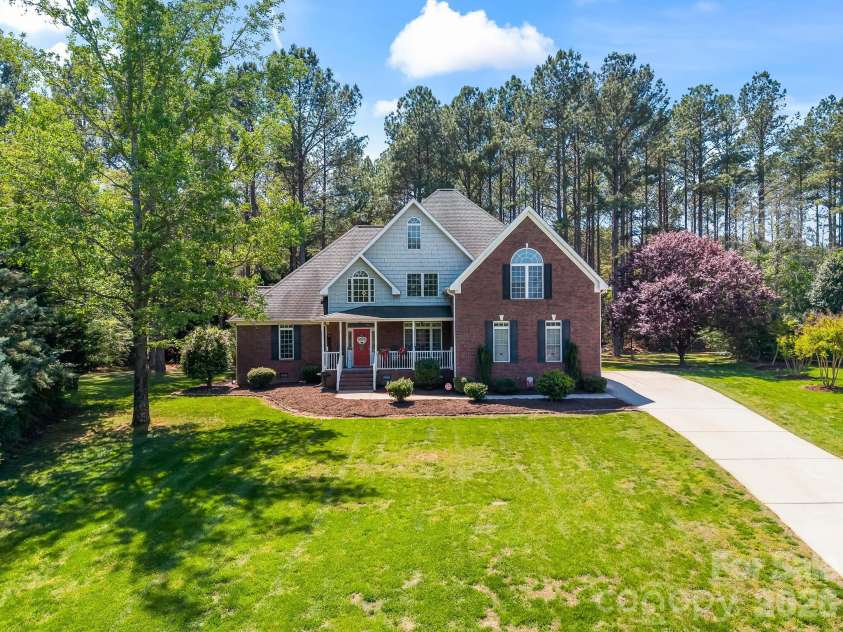 443 Crowders Bluff Court, Clover, SC 29710.  MLS# CAR4369857, YatesRealty ID 22502. 