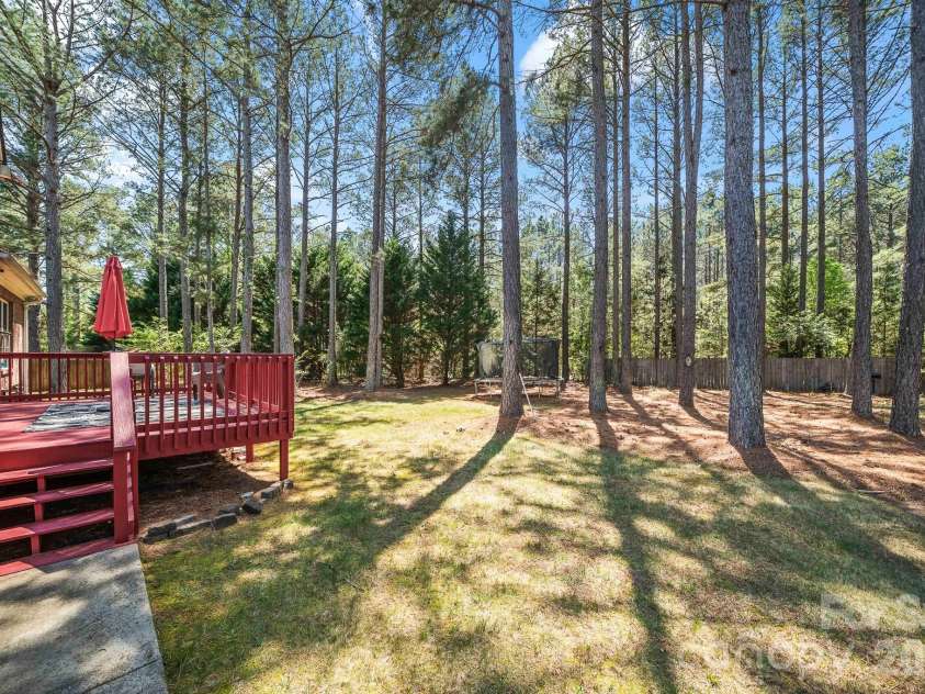 443 Crowders Bluff Court, Clover, SC 29710.  MLS# CAR4369857, YatesRealty ID 22502. 