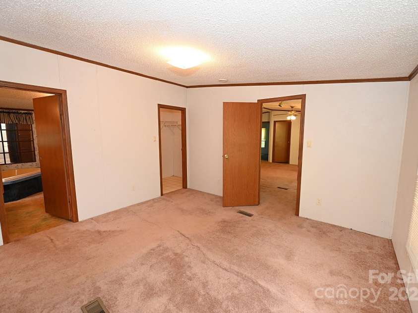 4171 Leatherman Road, Vale, NC 28168.  MLS# CAR4324743, YatesRealty ID 22503. 