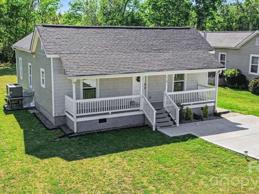 118 Glen Rae Street, Concord, NC 28025.  MLS# CAR4369406, YatesRealty ID 22504. 