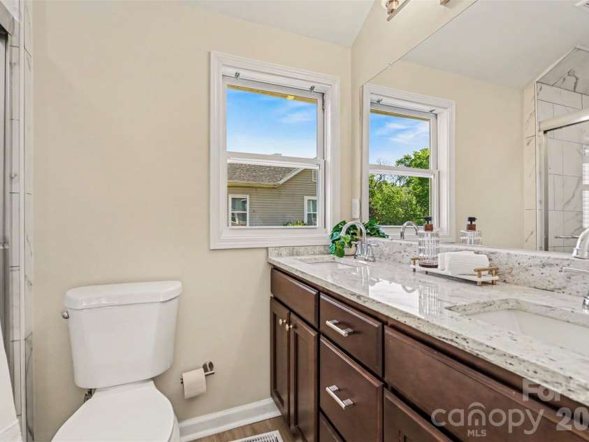 118 Glen Rae Street, Concord, NC 28025.  MLS# CAR4369406, YatesRealty ID 22504. 