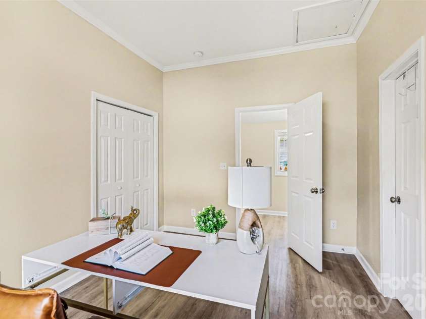 118 Glen Rae Street, Concord, NC 28025.  MLS# CAR4369406, YatesRealty ID 22504. 