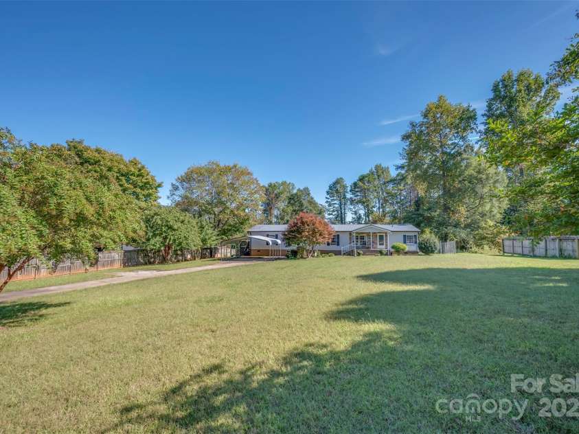 553 New Hope Road, Rutherfordton, NC 28139.  MLS# CAR4309702, YatesRealty ID 22505. 