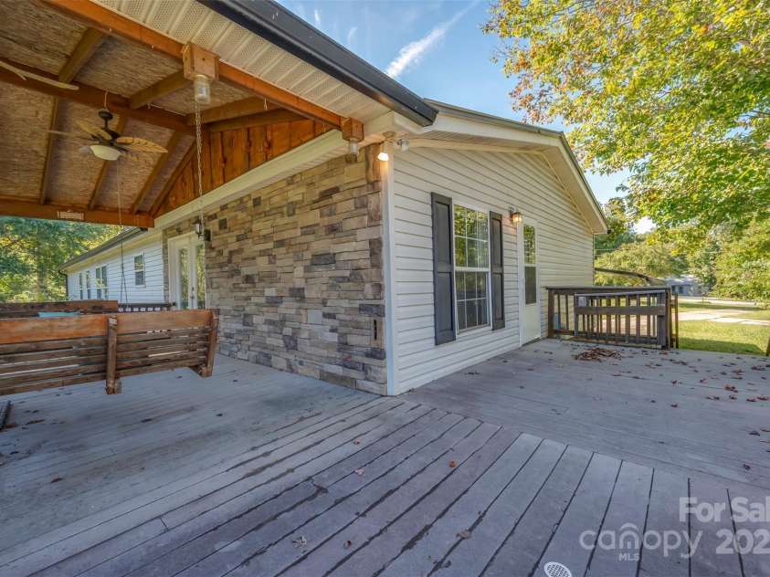 553 New Hope Road, Rutherfordton, NC 28139.  MLS# CAR4309702, YatesRealty ID 22505. 