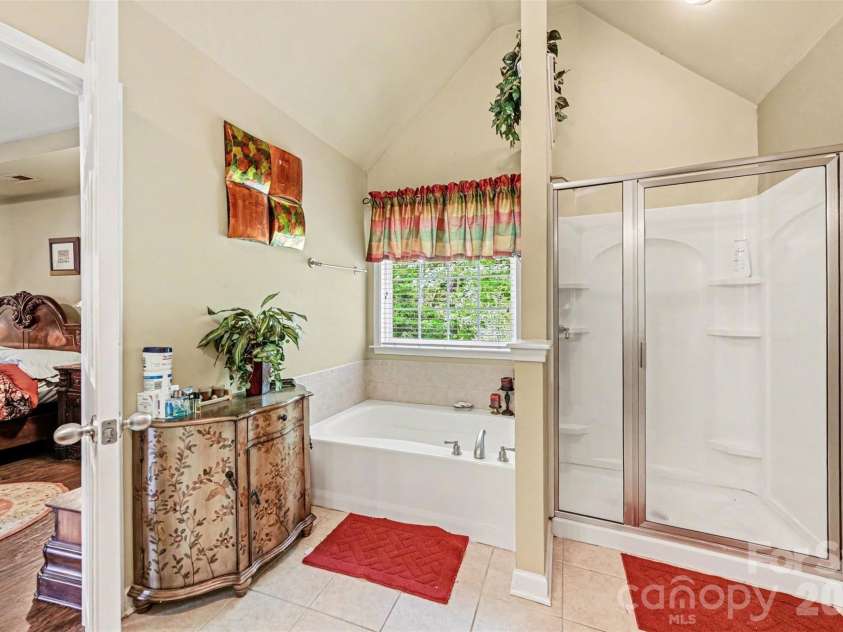 10812 Clark Street, Davidson, NC 28036.  MLS# CAR4372987, YatesRealty ID 22506. 