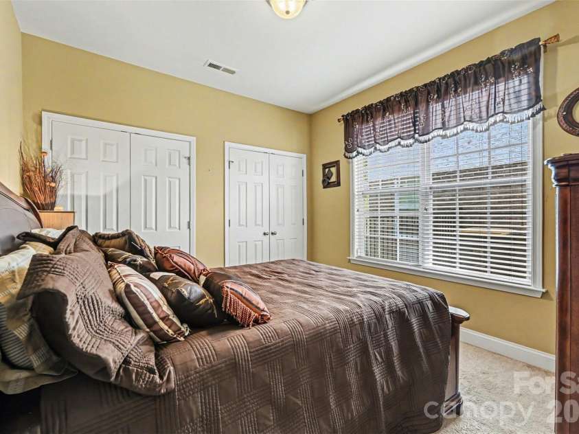 10812 Clark Street, Davidson, NC 28036.  MLS# CAR4372987, YatesRealty ID 22506. Full bedroom on main level