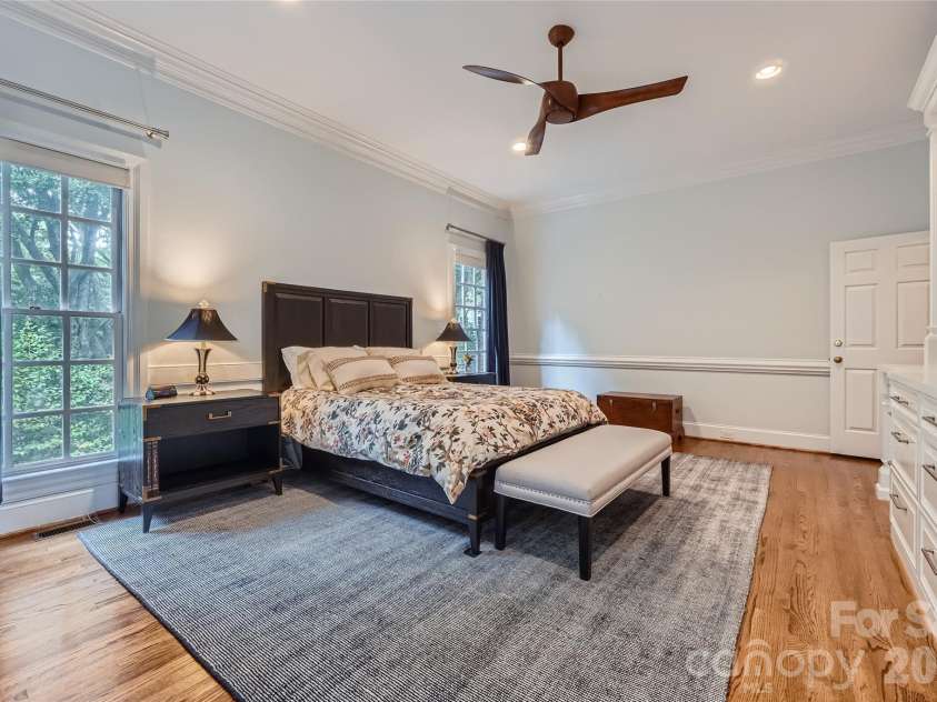 2560 Morrocroft Lane, Charlotte, NC 28211.  MLS# CAR4373862, YatesRealty ID 22507. 