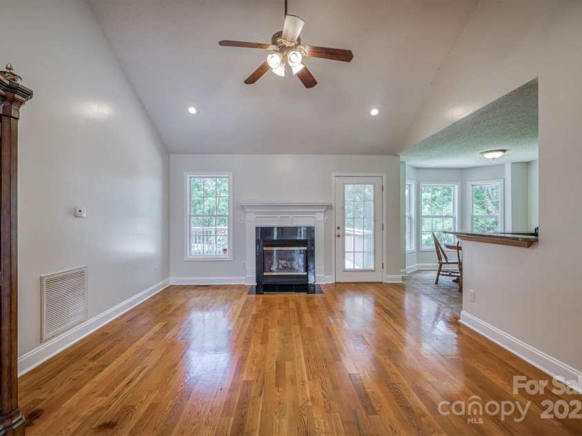 2763 Winds Drive, Morganton, NC 28655.  MLS# CAR4274609, YatesRealty ID 22507. 