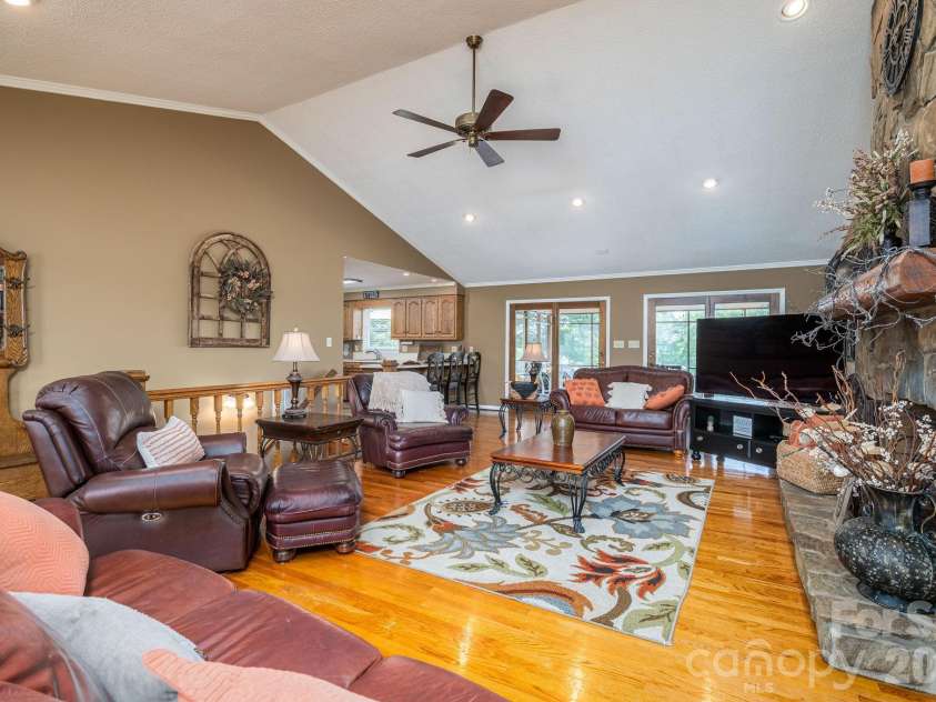 1327 Startown Road, Lincolnton, NC 28092.  MLS# CAR4372757, YatesRealty ID 22509. 