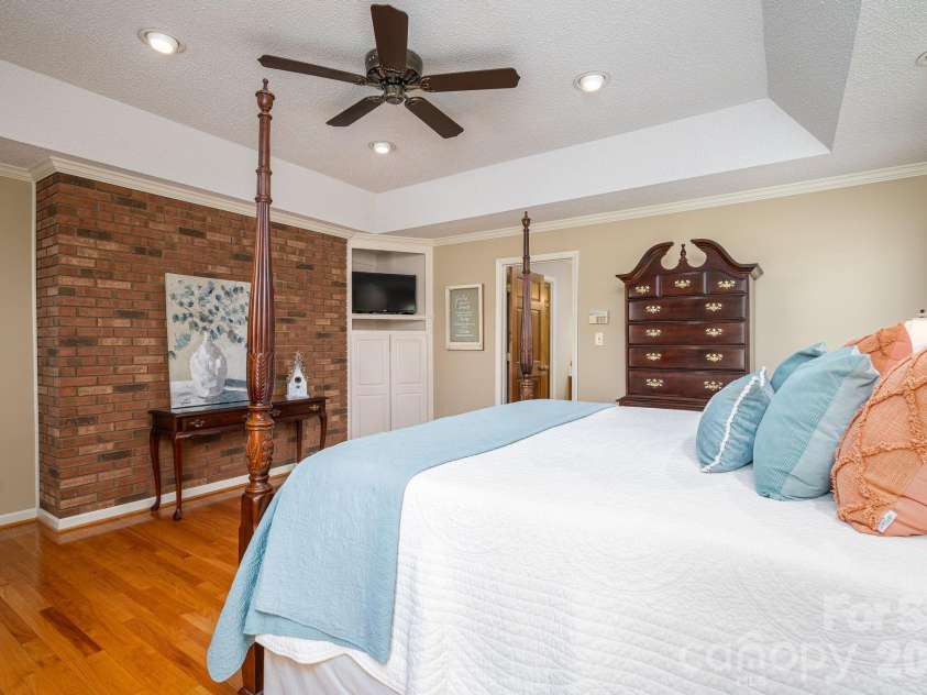 1327 Startown Road, Lincolnton, NC 28092.  MLS# CAR4372757, YatesRealty ID 22509. 