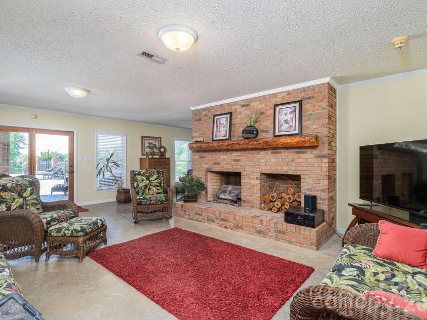 1327 Startown Road, Lincolnton, NC 28092.  MLS# CAR4372757, YatesRealty ID 22509. 