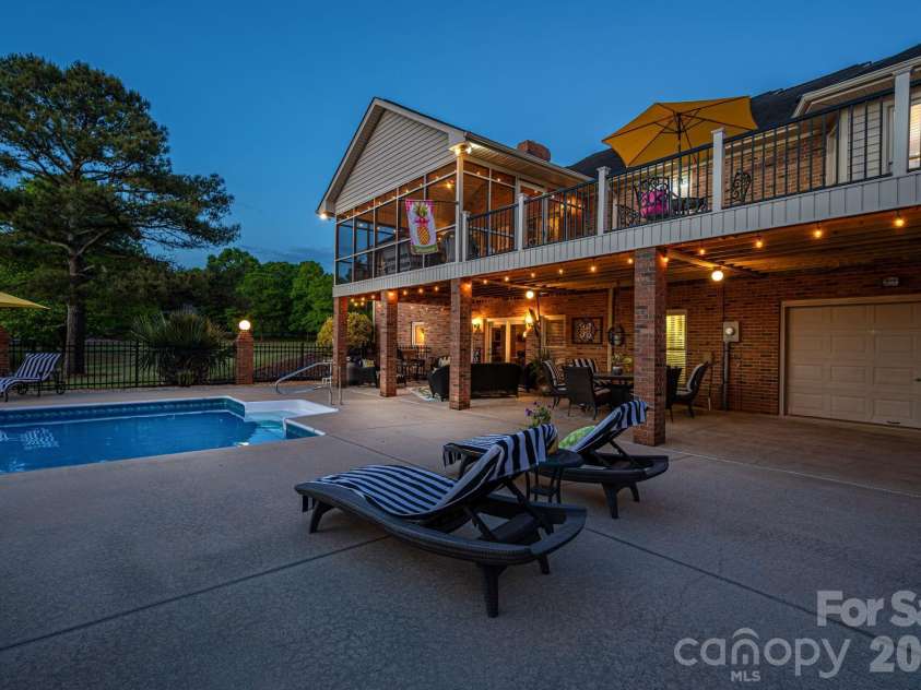 1327 Startown Road, Lincolnton, NC 28092.  MLS# CAR4372757, YatesRealty ID 22509. 