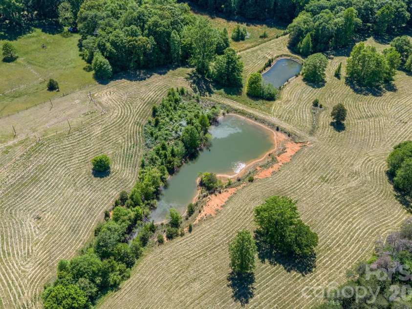 1327 Startown Road, Lincolnton, NC 28092.  MLS# CAR4372757, YatesRealty ID 22509. 