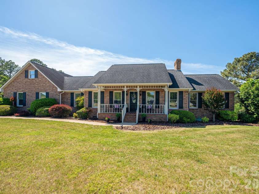 1327 Startown Road, Lincolnton, NC 28092.  MLS# CAR4372757, YatesRealty ID 22509. 