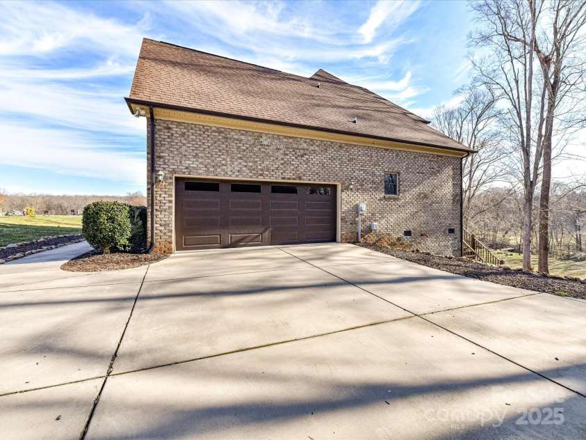 4130 Waterway Drive, Monroe, NC 28110.  MLS# CAR4227418, YatesRealty ID 22509. 