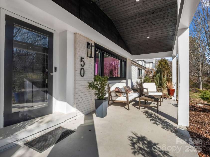 50 Midland Drive, Asheville, NC 28804.  MLS# CAR4223405, YatesRealty ID 2251. Entrance w/open front porch