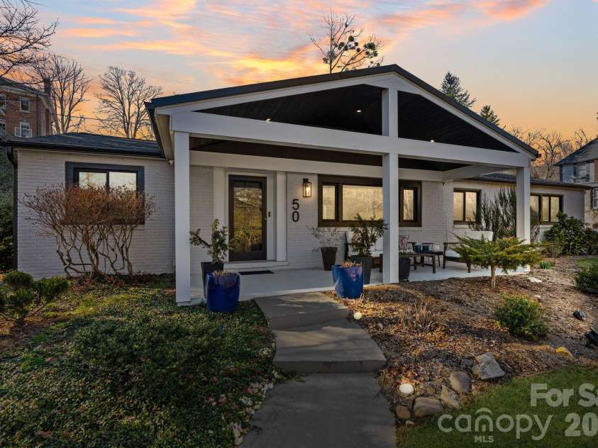 50 Midland Drive, Asheville, NC 28804.  MLS# CAR4340820, YatesRealty ID 2251. 