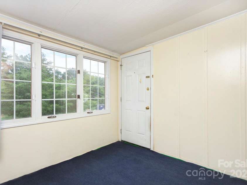 918 Mcalway Road, Charlotte, NC 28211.  MLS# CAR4290818, YatesRealty ID 2251. 