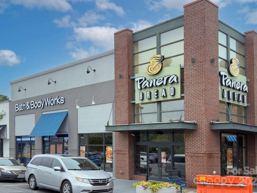 918 Mcalway Road, Charlotte, NC 28211.  MLS# CAR4290818, YatesRealty ID 2251. 