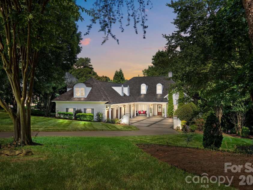 19506 Mary Ardrey Circle, Cornelius, NC 28031.  MLS# CAR4377841, YatesRealty ID 22511. 
