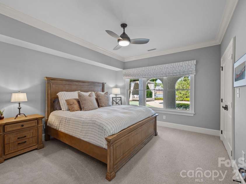 19506 Mary Ardrey Circle, Cornelius, NC 28031.  MLS# CAR4377841, YatesRealty ID 22511. 
