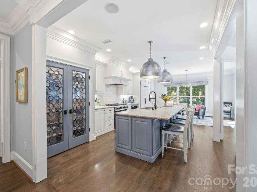 19506 Mary Ardrey Circle, Cornelius, NC 28031.  MLS# CAR4377841, YatesRealty ID 22511. 