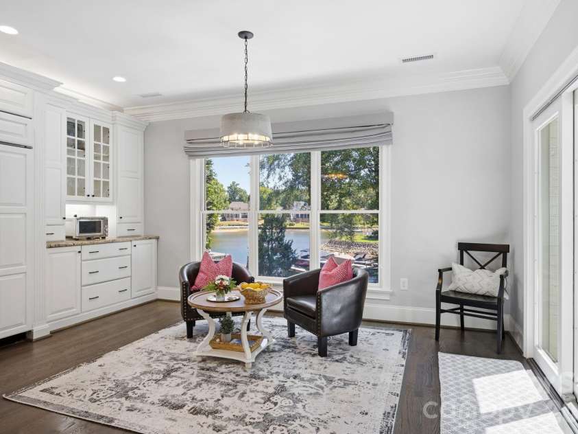 19506 Mary Ardrey Circle, Cornelius, NC 28031.  MLS# CAR4377841, YatesRealty ID 22511. 
