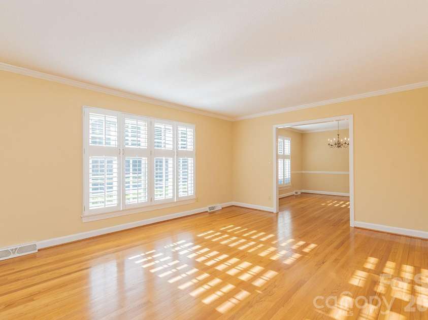 905 Kildee Drive, Lexington, NC 27292.  MLS# CAR4380773, YatesRealty ID 22513. 