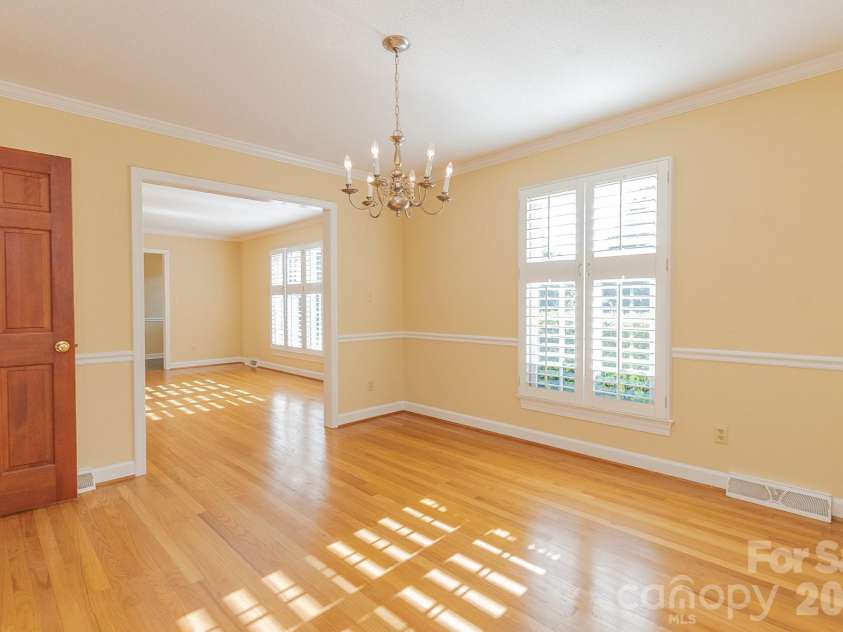 905 Kildee Drive, Lexington, NC 27292.  MLS# CAR4380773, YatesRealty ID 22513. 