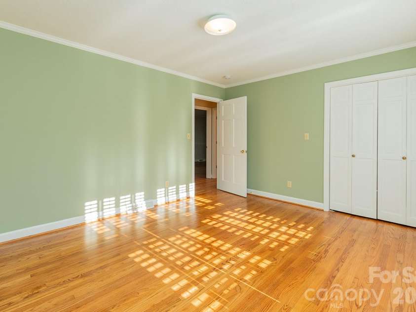 905 Kildee Drive, Lexington, NC 27292.  MLS# CAR4380773, YatesRealty ID 22513. 