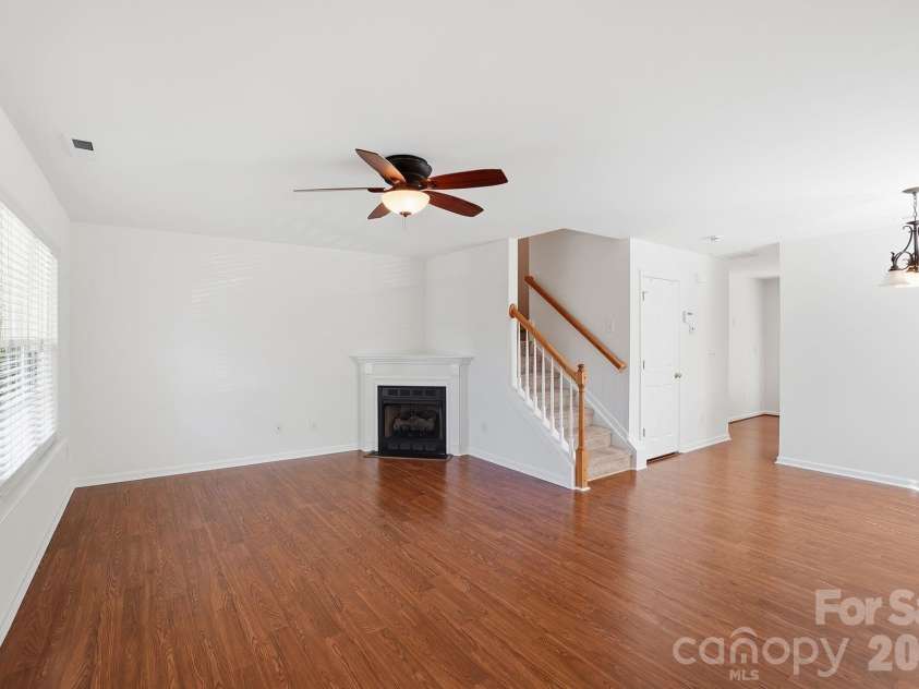 322 Deep Water Lane, Fort Mill, SC 29715.  MLS# CAR4375235, YatesRealty ID 22514. 