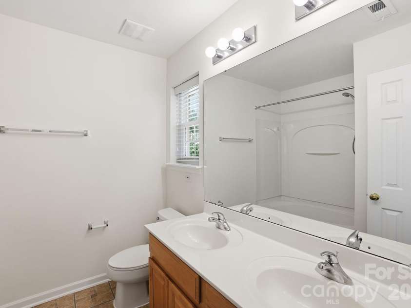 322 Deep Water Lane, Fort Mill, SC 29715.  MLS# CAR4375235, YatesRealty ID 22514. 