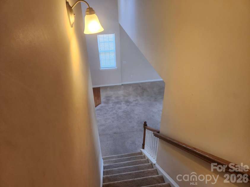 10118 Alvarado Way, Charlotte, NC 28277.  MLS# CAR4378815, YatesRealty ID 22515. Staircase View