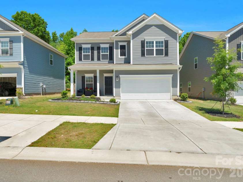 6028 Gala Lane, Charlotte, NC 28215.  MLS# CAR4382313, YatesRealty ID 22516. 