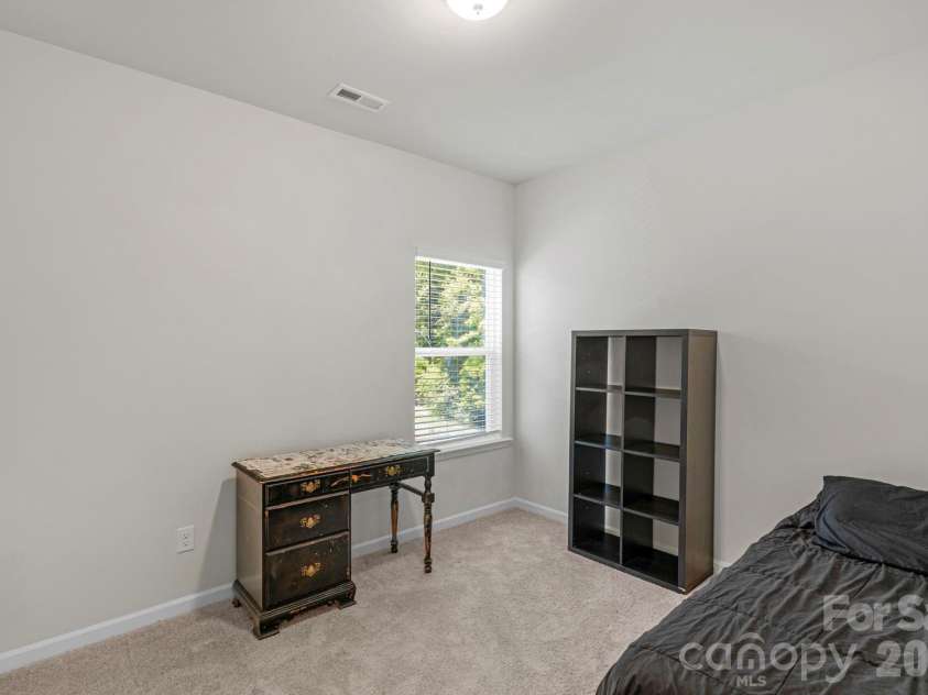 6028 Gala Lane, Charlotte, NC 28215.  MLS# CAR4382313, YatesRealty ID 22516. 