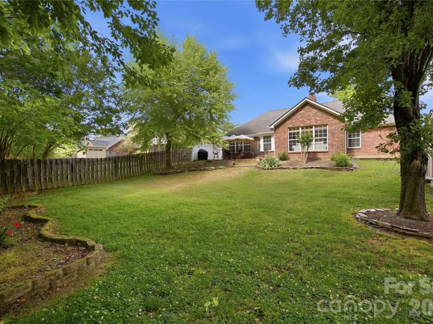 12626 Hill Pine Road, Midland, NC 28107.  MLS# CAR4374159, YatesRealty ID 22517. 