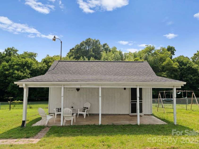 515 Main Gq Street, Granite Quarry, NC 28146.  MLS# CAR4271041, YatesRealty ID 22517. 