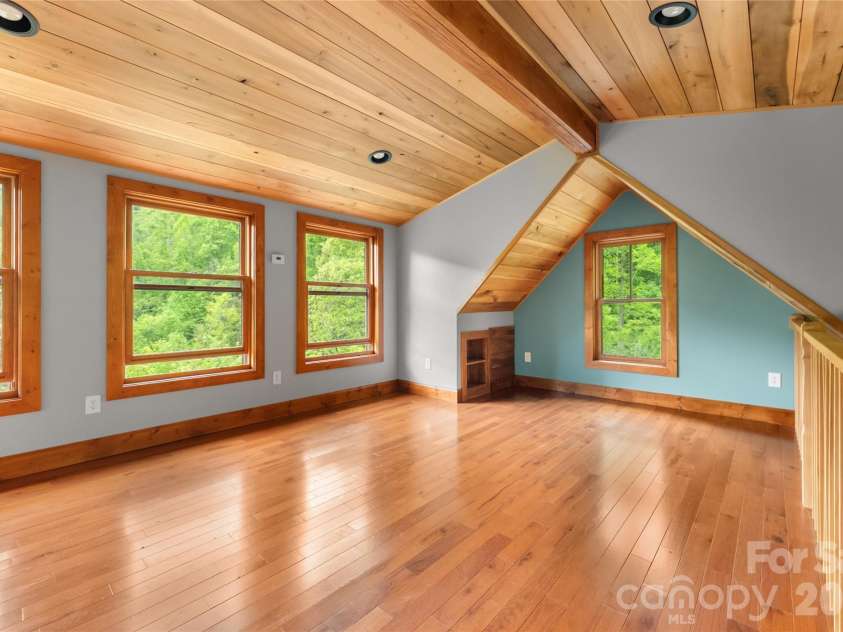 1146 Thomas Branch Road, Marshall, NC 28753.  MLS# CAR4374360, YatesRealty ID 22519. 