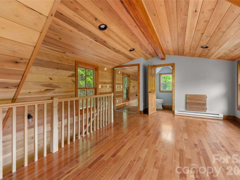 1146 Thomas Branch Road, Marshall, NC 28753.  MLS# CAR4374360, YatesRealty ID 22519. 