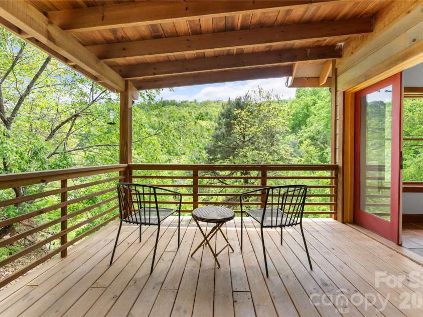 1146 Thomas Branch Road, Marshall, NC 28753.  MLS# CAR4374360, YatesRealty ID 22519. 