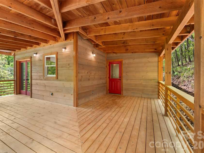 1146 Thomas Branch Road, Marshall, NC 28753.  MLS# CAR4374360, YatesRealty ID 22519. 