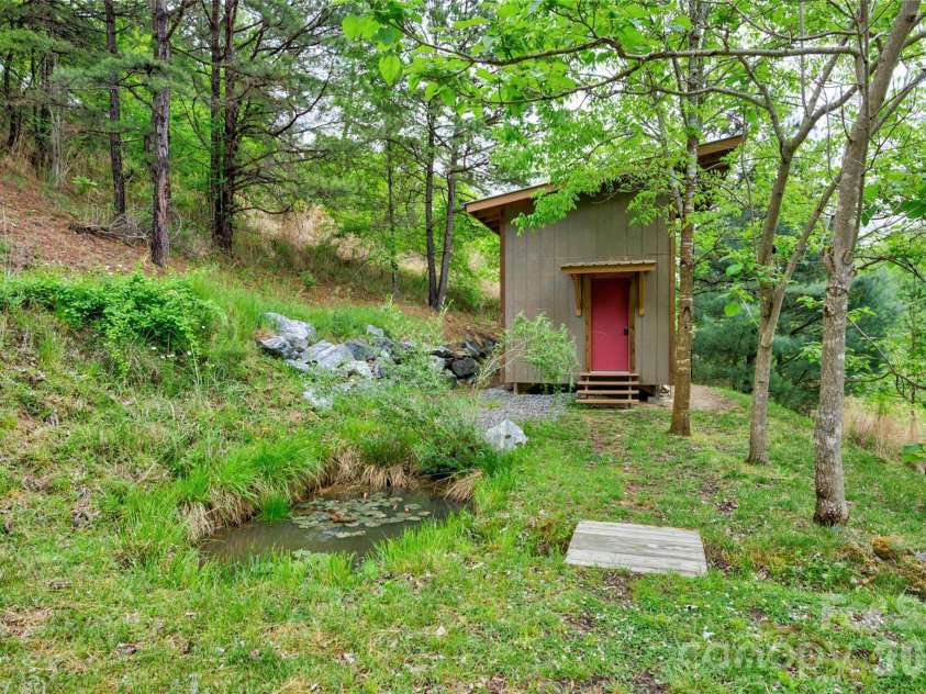 1146 Thomas Branch Road, Marshall, NC 28753.  MLS# CAR4374360, YatesRealty ID 22519. 